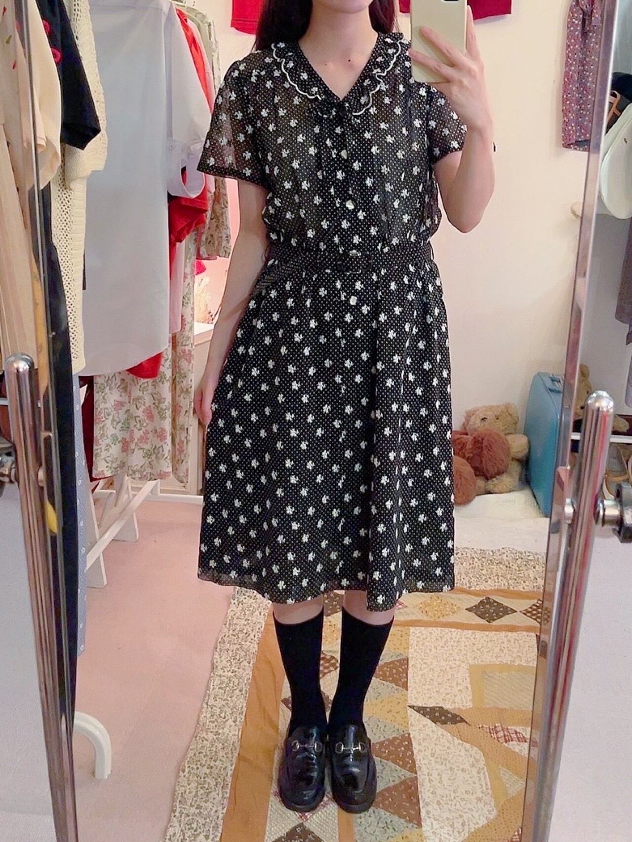 black dot scallop collar one-piece