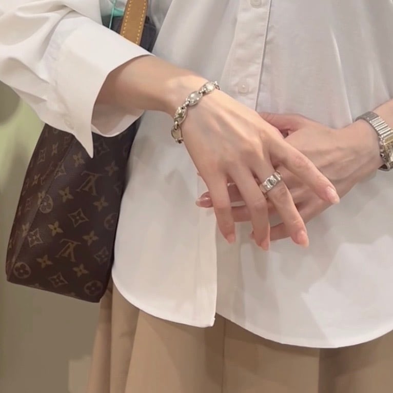 TIFFANY&CO.】【15.5号】2281 光を放つグルーヴ ワイドリング 15.5号