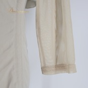 社交ダンス 衣装 トップス ブラウス ベージュ系 タカダンス TAKA DANCE ラインストーン フリル 上品 かわいい レッスン 練習 ストレッチ 伸縮 メッシュ 透け感 華やか 落ち着いた色 パーティー キラキラ