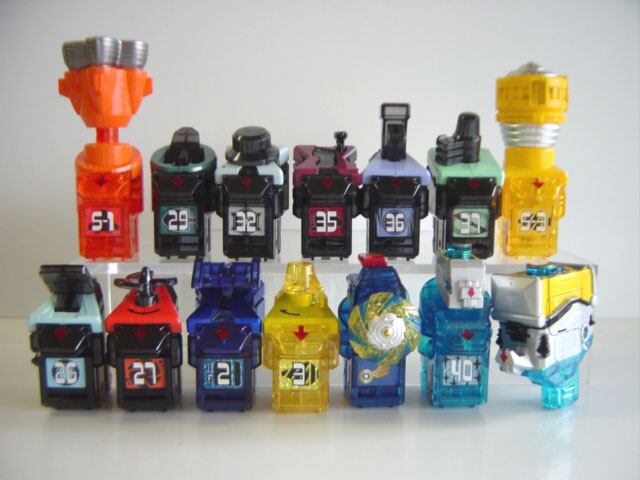 ♯Ivm20HZリラックマだららんライトキーチェーン3全6種