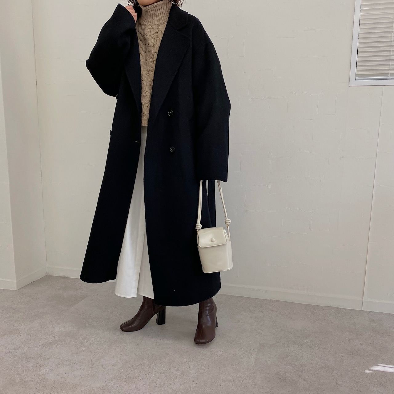 back tuck handmade long coat