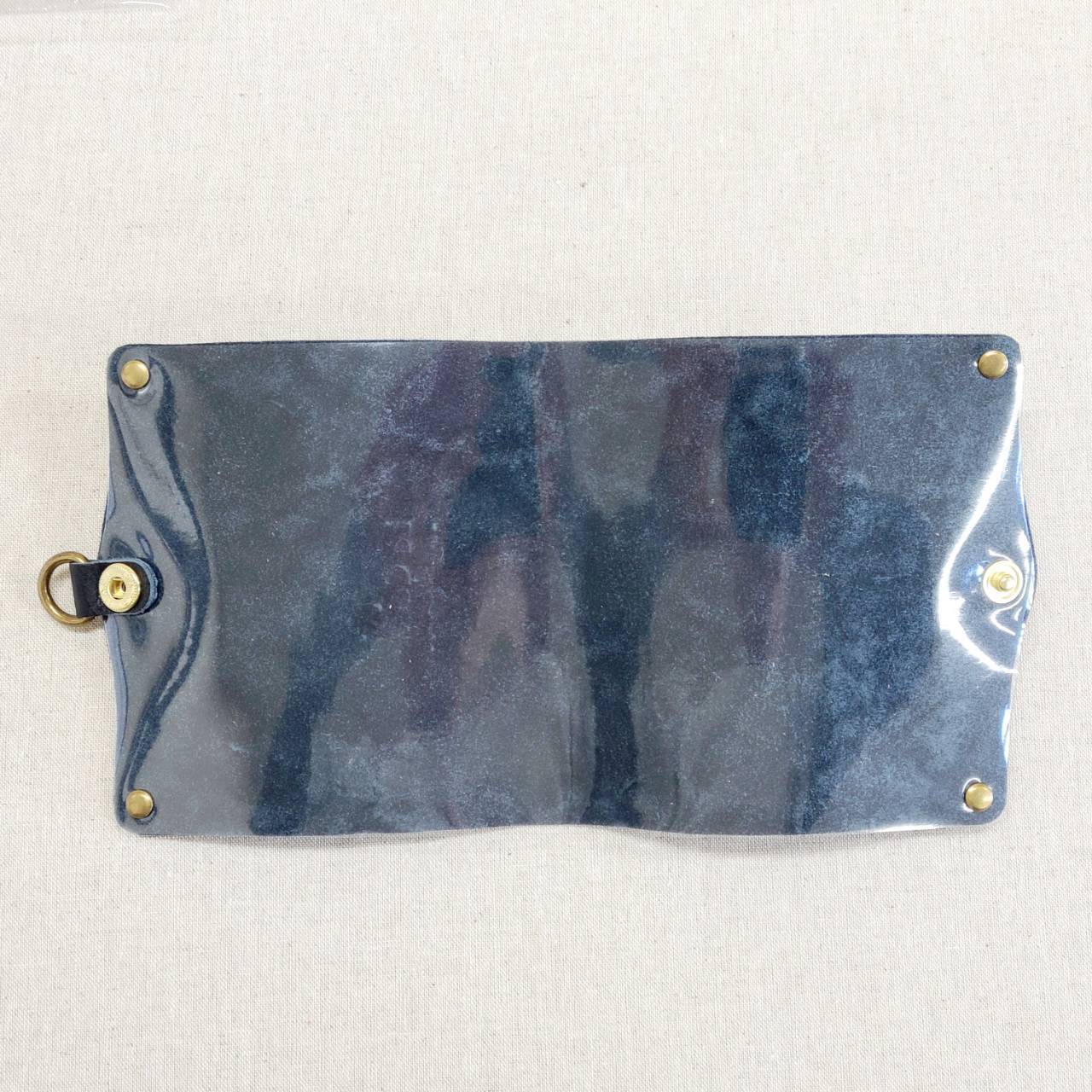 レザーマスクカバー小(ネイビー)【HASAMU】 不織布マスク用 ビニール仕様 Le Coeur