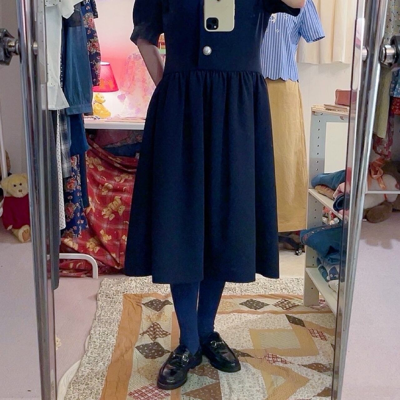 pearl big button gather one-piece