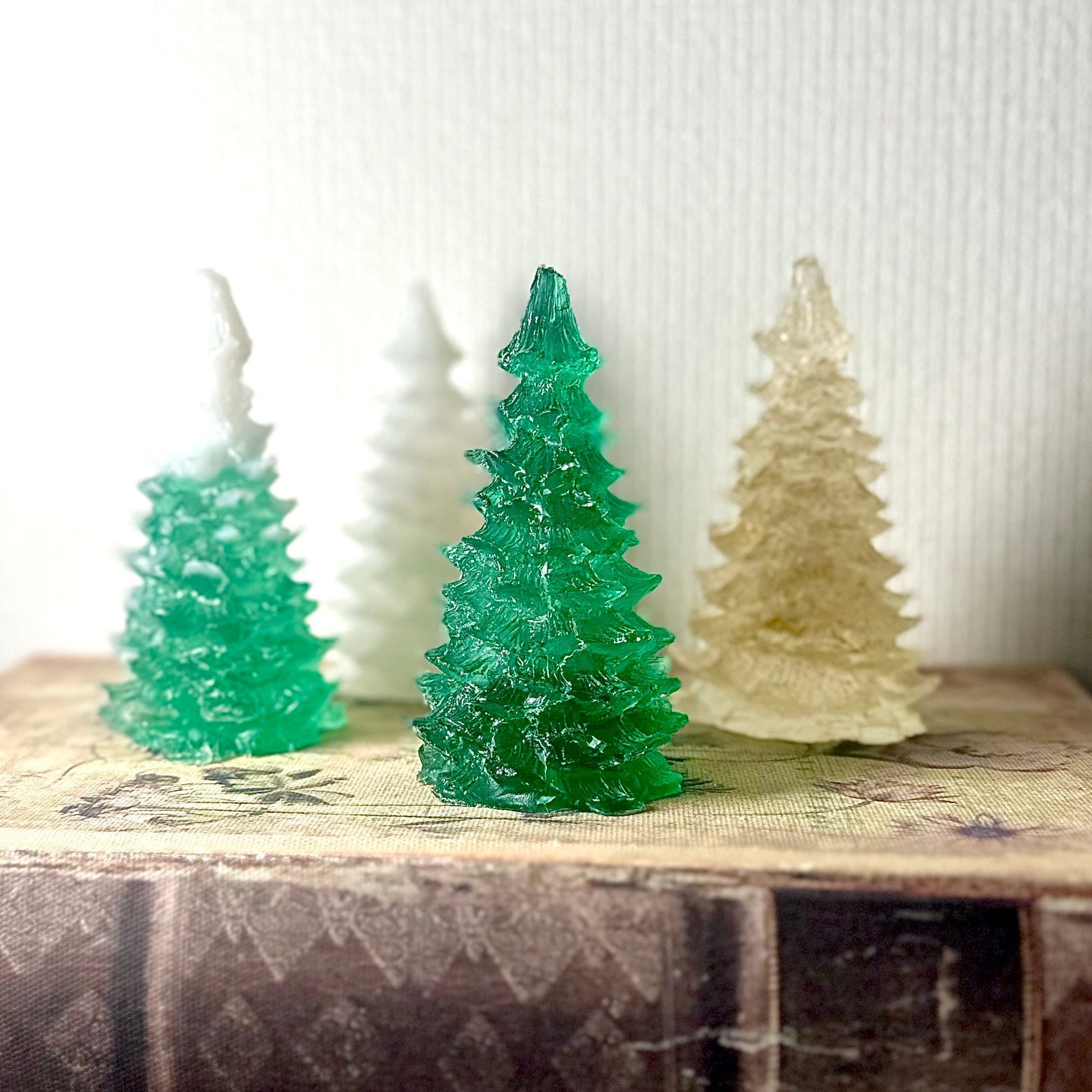 GREEN✧Xmasツリーのオルゴナイト♥容音さま♥専用です ミニクリスマスツリー》水晶【雪化粧もみの木】一点物オルゴナイト