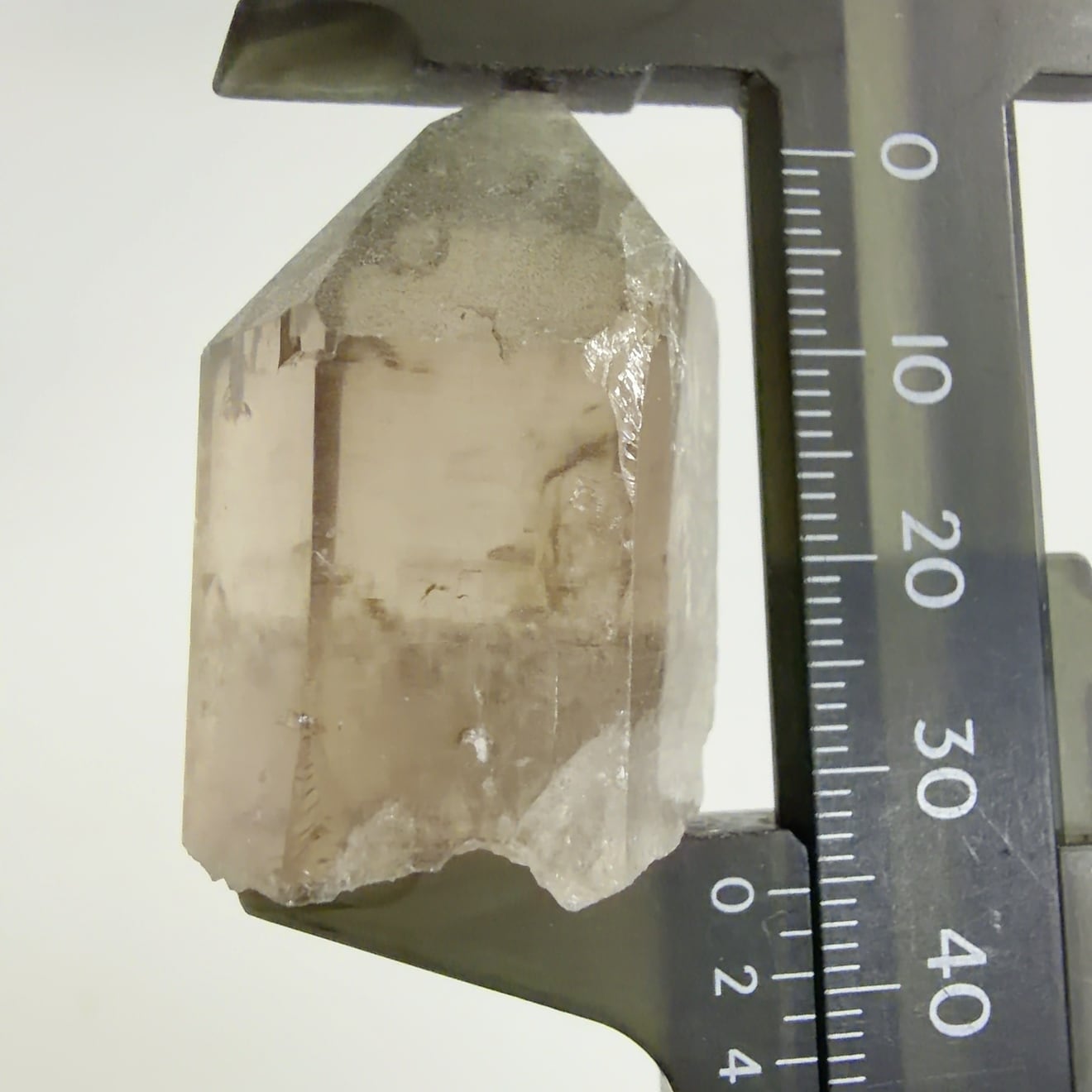 ⌂[原石]スモーキークォーツ（煙水晶） | クリスタル・ワールド御徒町店