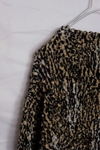 Leopard pattern creased top