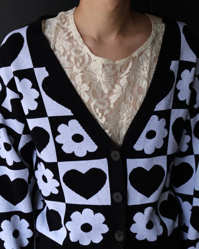 pop flower design short cardigan