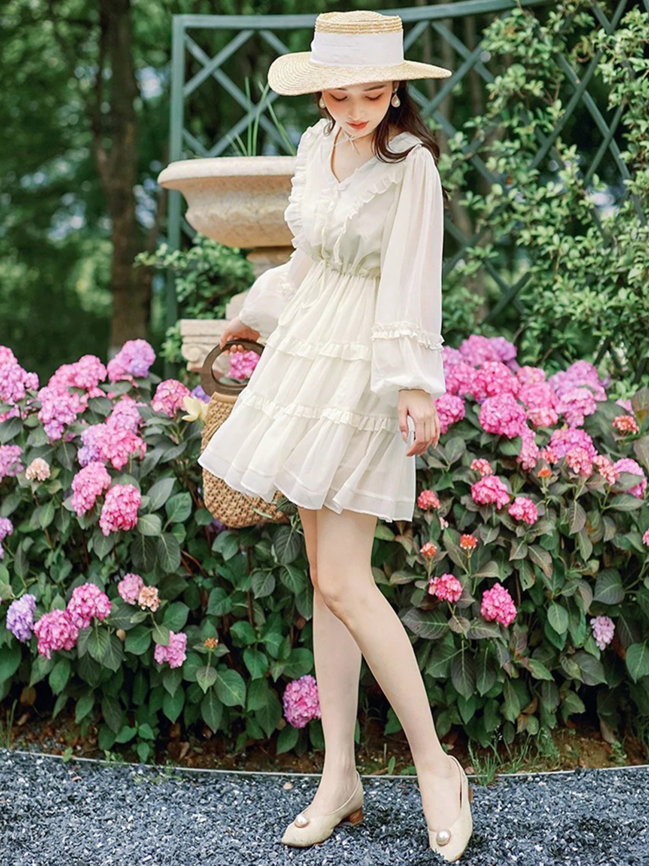 【0255】Frill Tiered Volume Long Sleeve Dress
