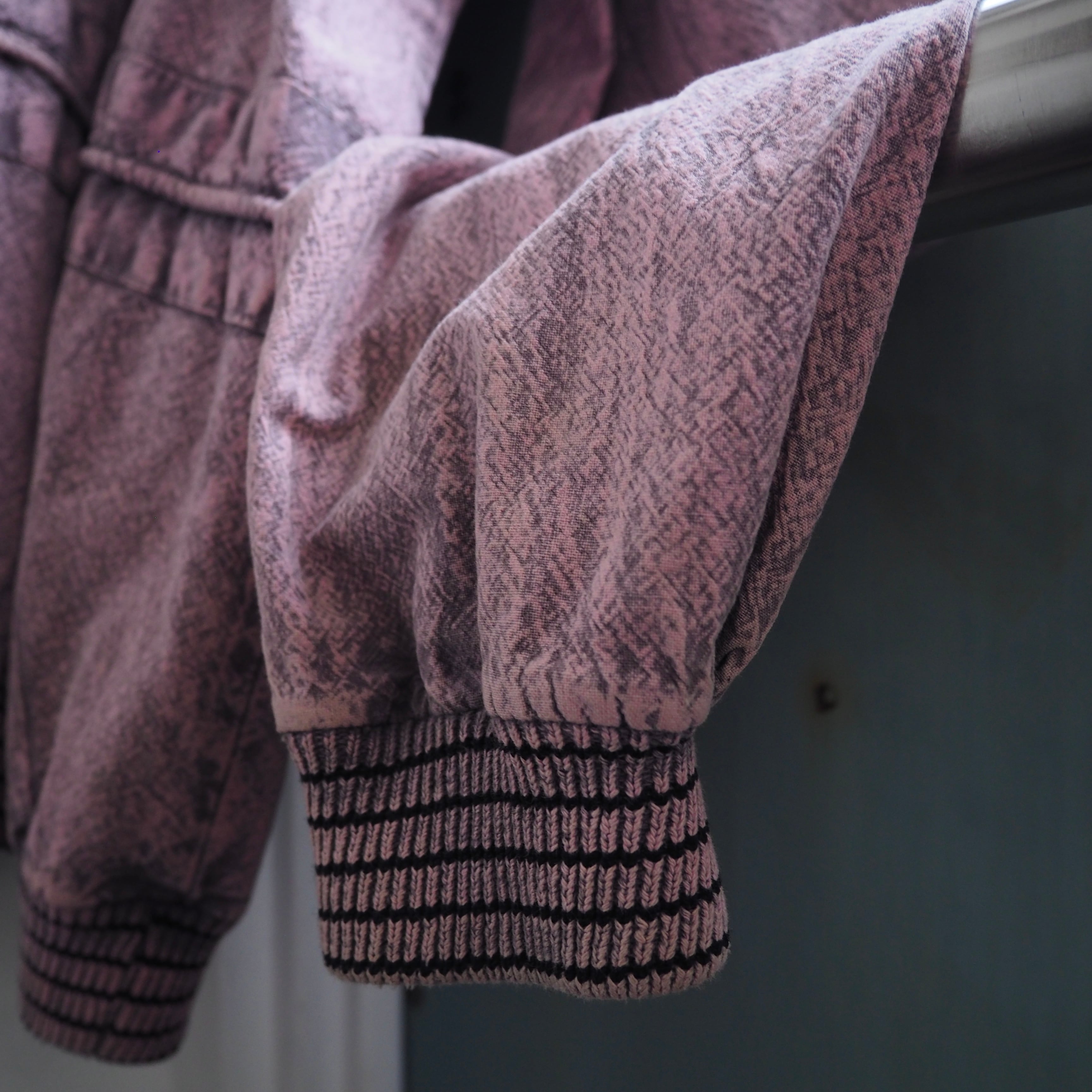 1990s Beautiful Thin pink staining vintage loose pull over shirt