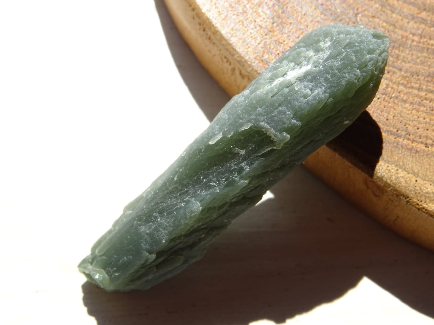 超希少＊セリフォスグリーン＊ギリシャ産 ギリシャ産ディープグリーンクォーツ ~Serifos Green~ | 虹石屋