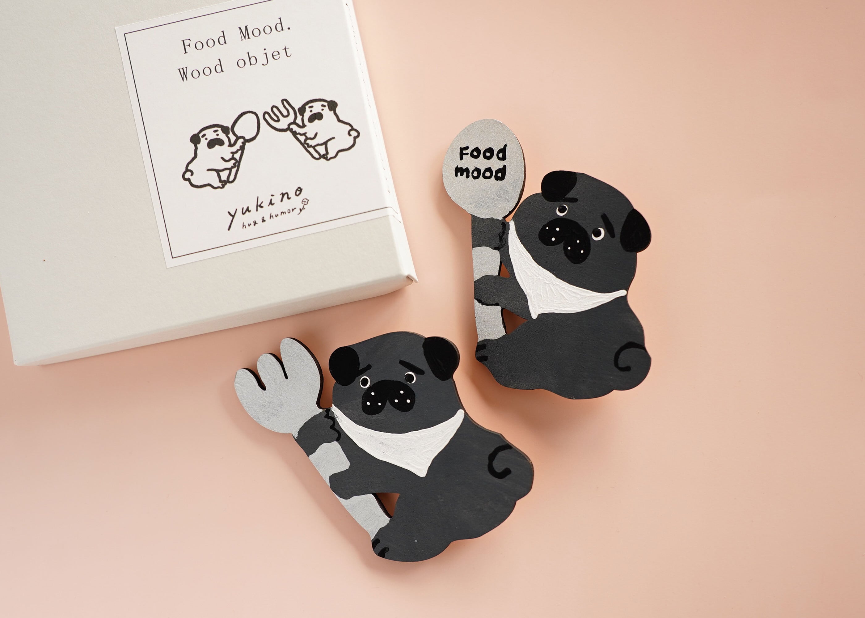 wood objet 原画 小「spoonful」2点セット_C:黒パグ
