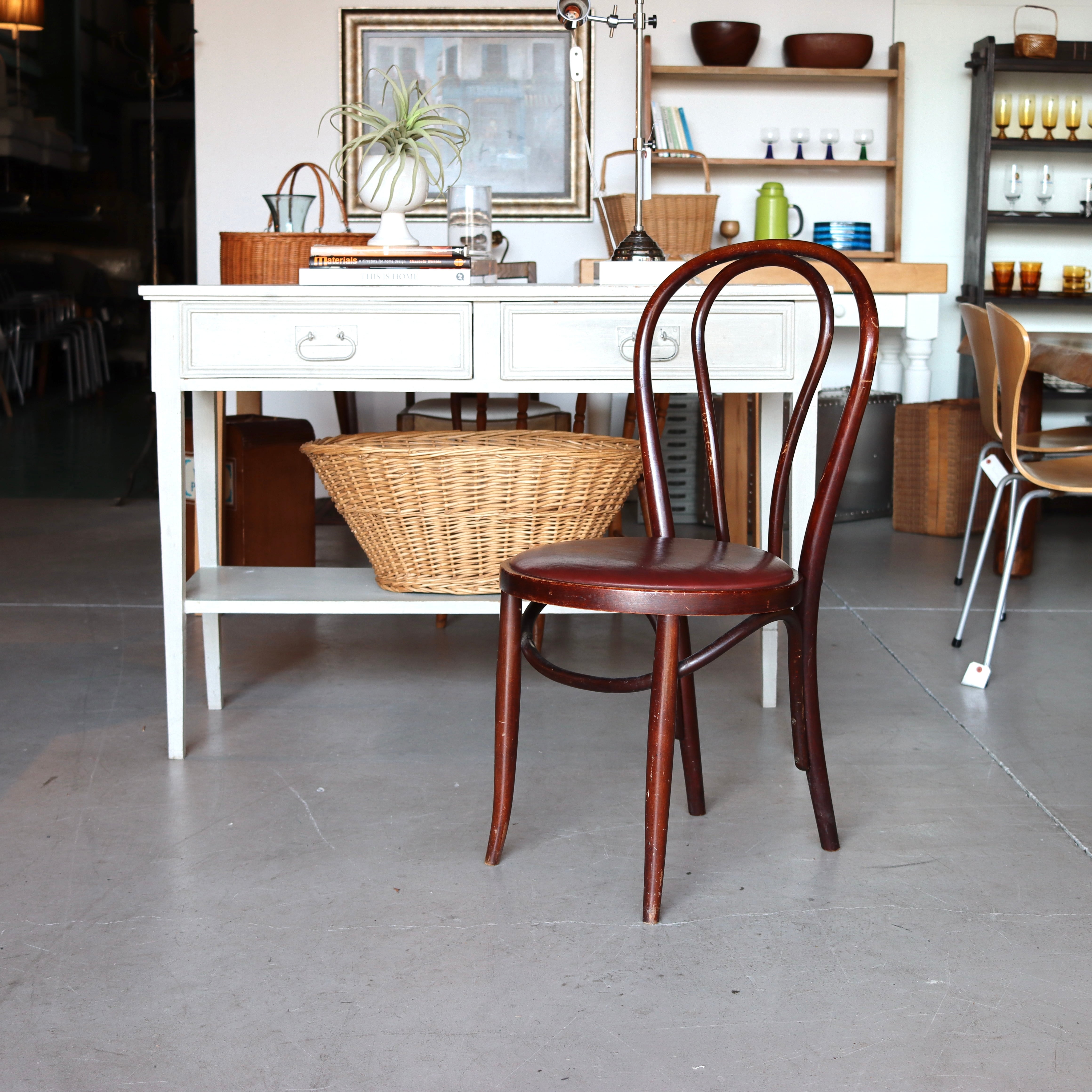 Bentwood Chair / 秋田木工の曲木の椅子