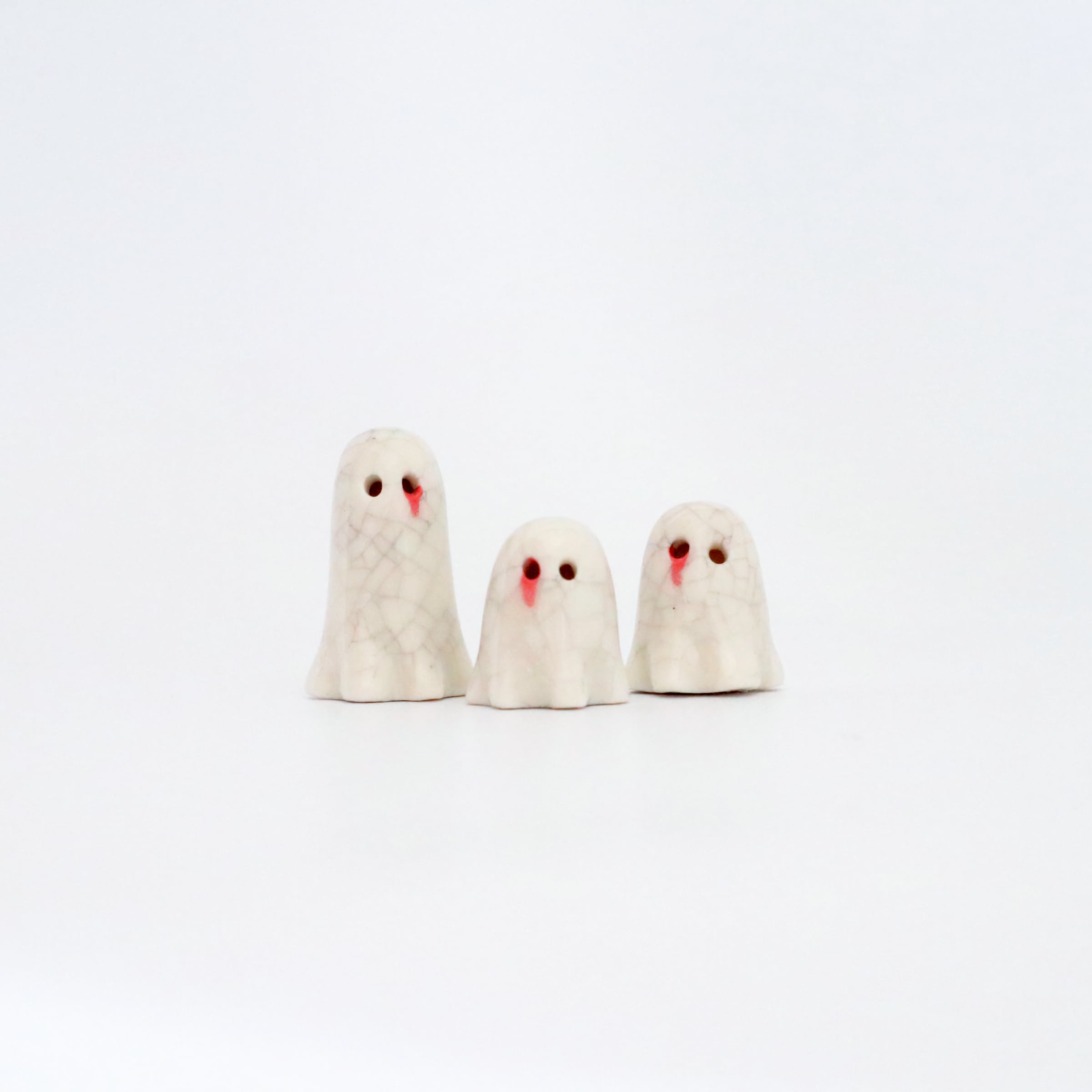 【置物】Porcelain Ghost Family #2