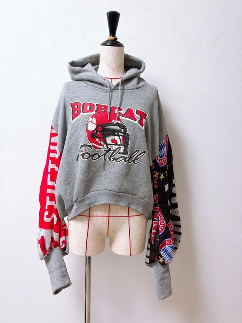 S様オーダー専用　　　　　　Sleeve soccer scarf remake sweatshirt