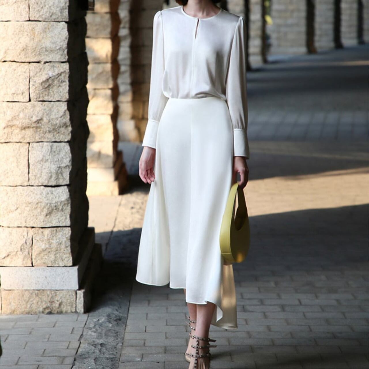 サテンブラウス & スカート セットアップ 3412488