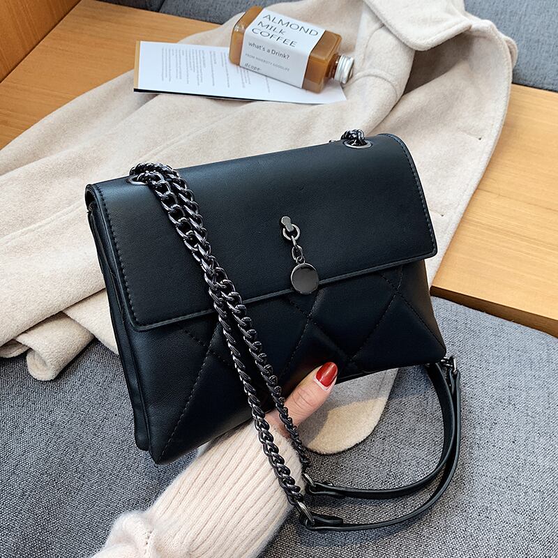 チェーン オータムウィンターレッド 秋物 冬物 メッセンジャーバッグ Tiancai_Wing_Bag57003585329