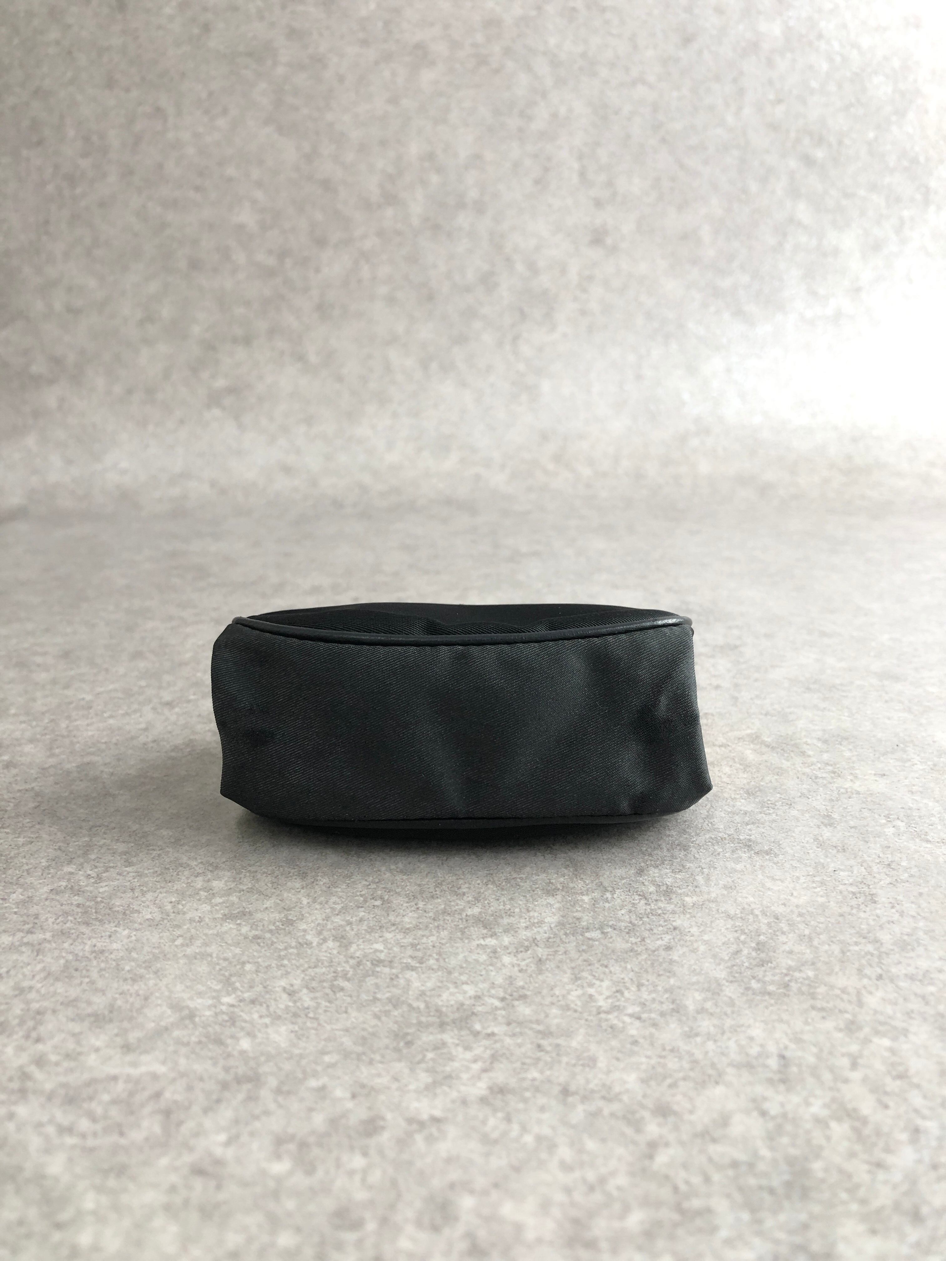 プラダ　がま口　ケース　ヴィンテージ　レア 専用❗️PRADA✨プラダ がま口 コインケース 小銭入れ ブラック