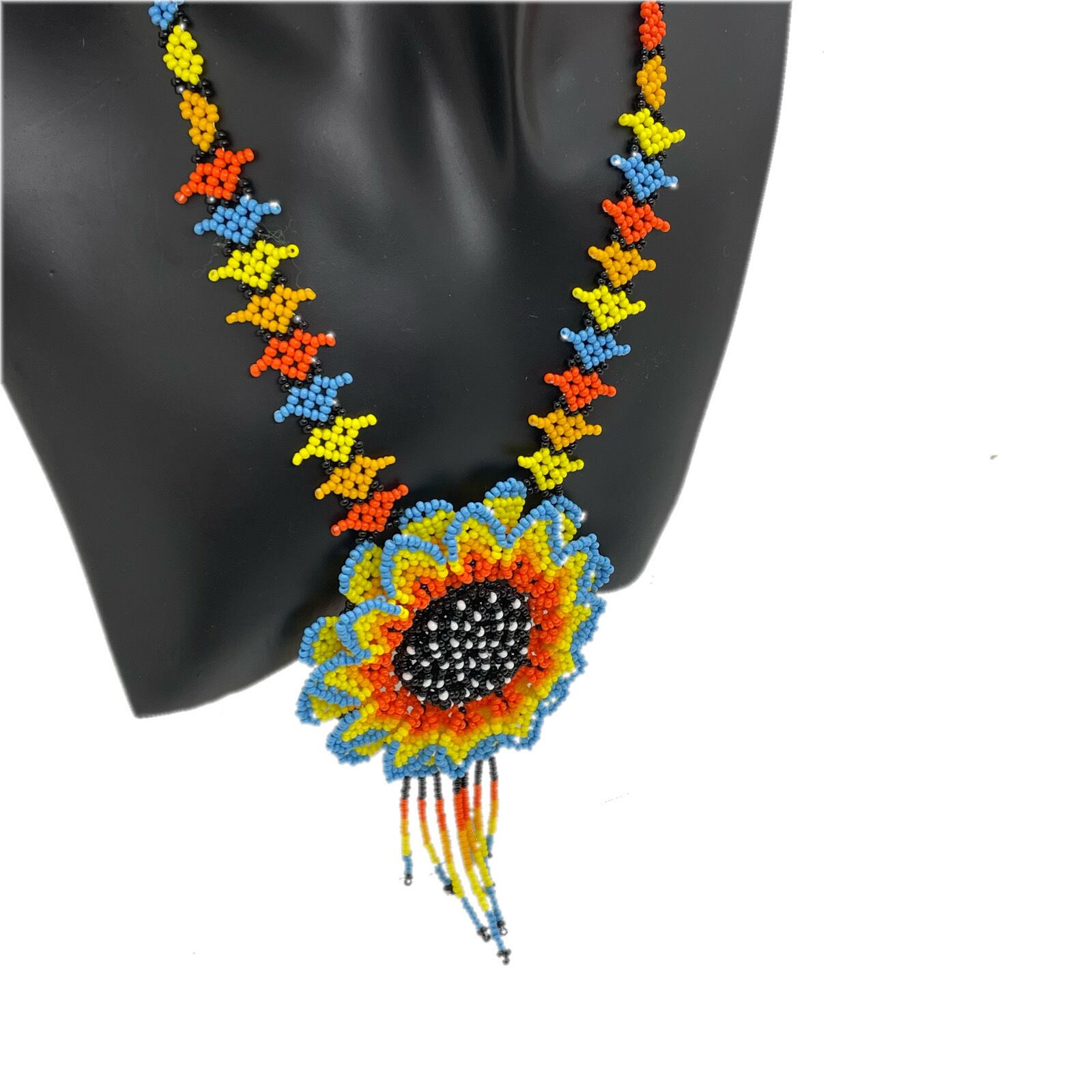 ウィチョル族ビーズネックレス Huichol Bead Art Accessory Sunflower Necklace