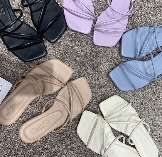 サンダル レディース ミュール 5色 ローヒール 太ヒール スクエアトゥ かわいい 大人可愛い きれいめ 上品 エレガント 清楚 フェミニン おしゃれ お洒落 綺麗 おとな ナチュラル こなれ感 ラブリー キュート ガーリー ロマンチック 抜け感 22.5cm 23.0cm 23.5cm 24.0cm 24.5cm 25cm 黒 白 紫 ブルー 茶 無地 夏 学生 通学 デート お出かけ 女子会 20代 30代 40代 韓国 韓国系 普段使い 楽ちん トレンド 流行 送料無料