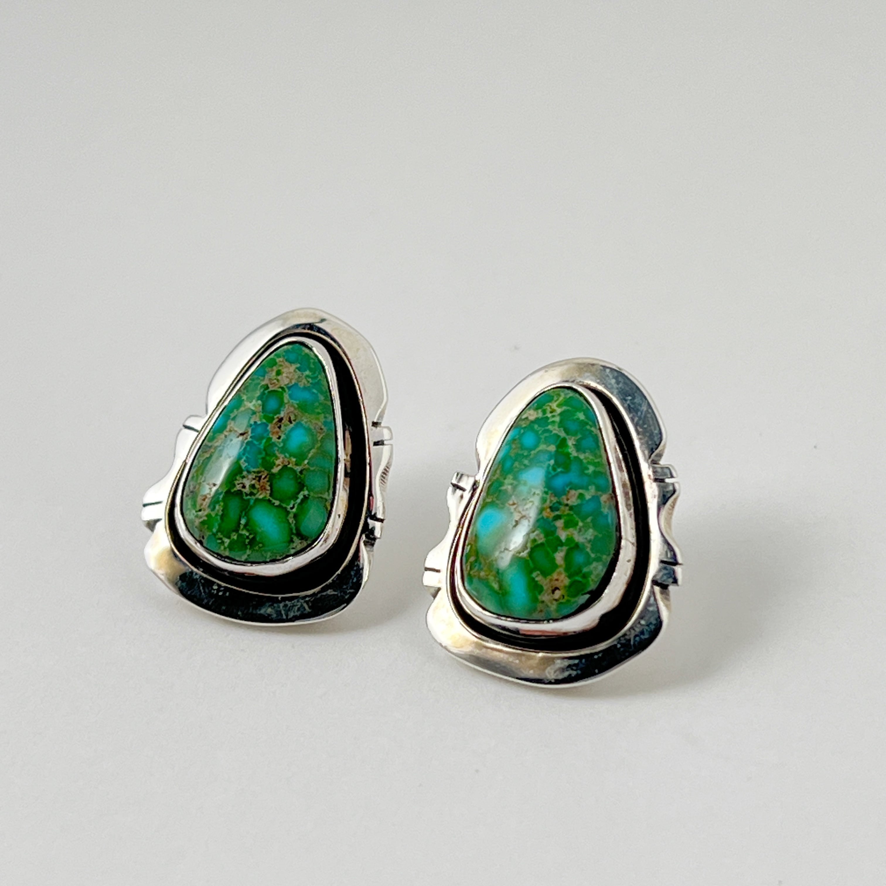 【sterling M刻印】ロイストンターコイズ ピアス sterling M刻印】ロイストンターコイズ ピアス アメリカン