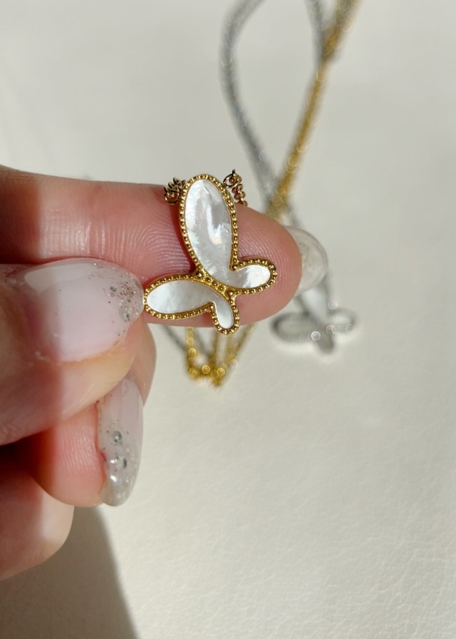 heart motif butterfly necklace