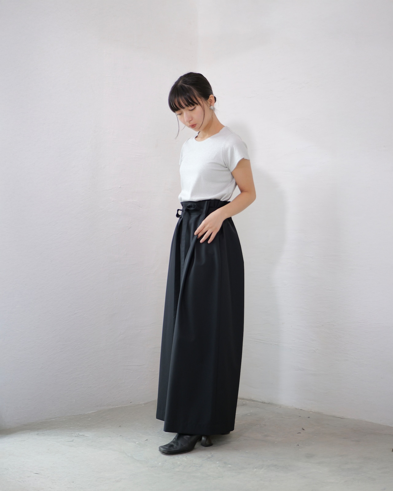 i’m here - UN(I)FORM Pleats Skirt :Navy|制服ウール混/4面プリーツ/ウォッシャブル