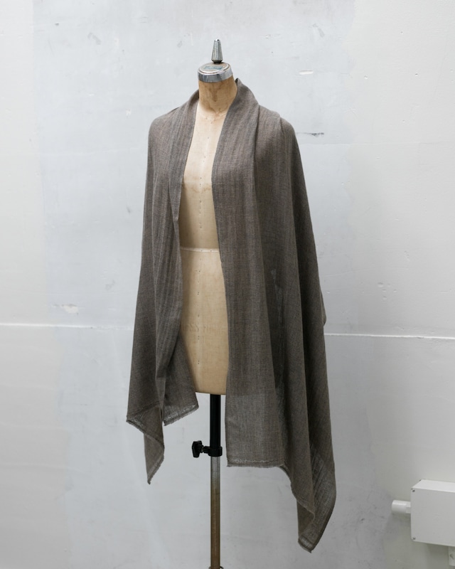 KHATA "NATURAL STOLE"  COLOR : TAUPE