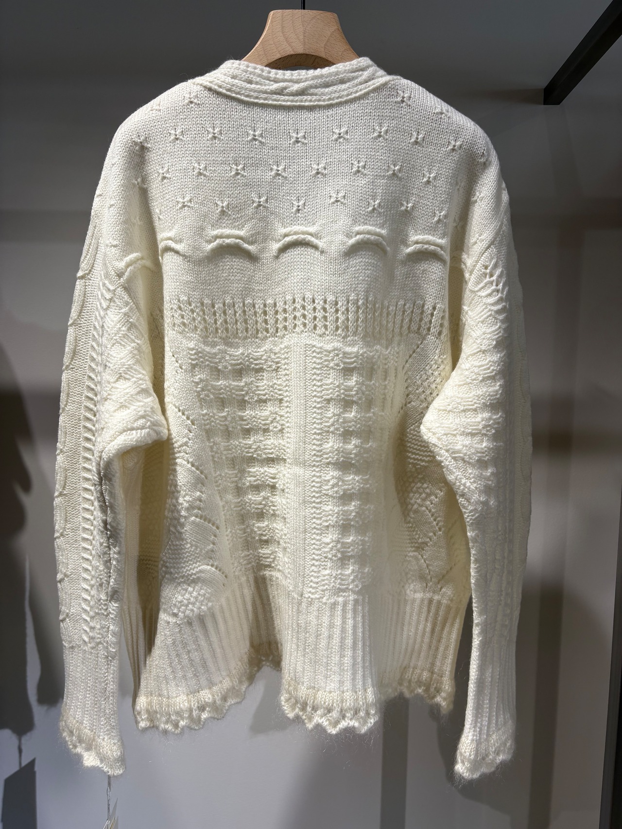 【26AW | WOMEN】Mame Kurogouchi マメ クロゴウチ / トップス / Wool Cable Knit Cardigan  MM26FW-KN094 - 5