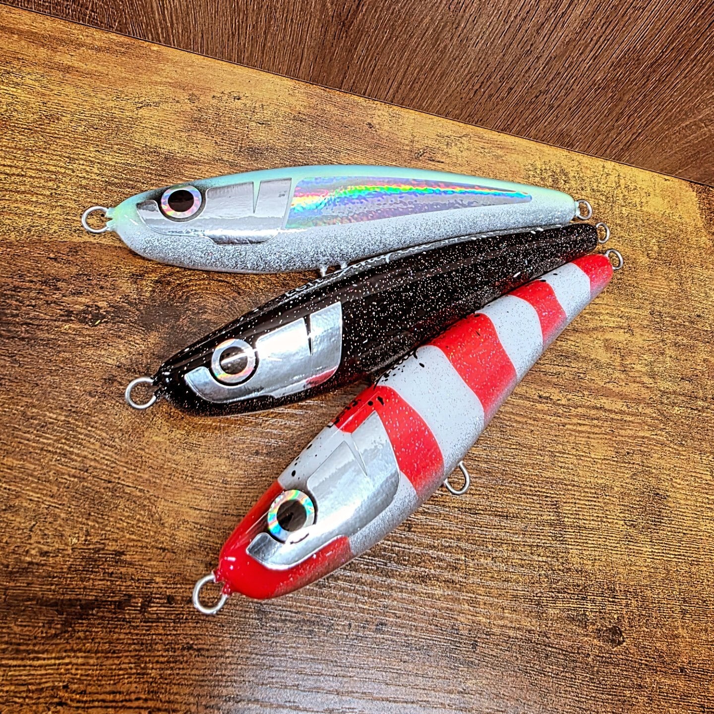 Left Stray Cat 190 | CLEVER FISH