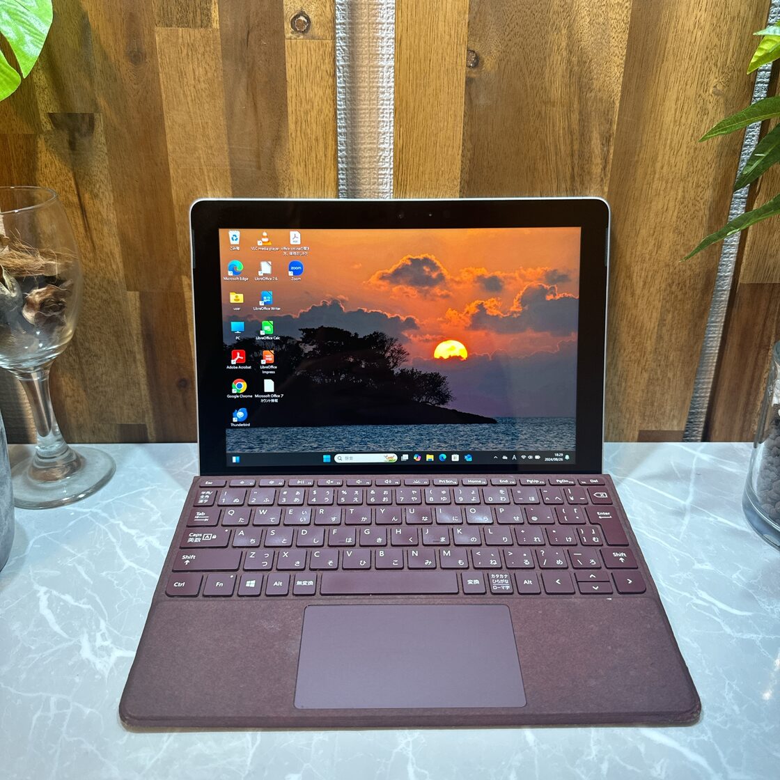 Surface Go☘️Pentium 4415Y☘️メモリ4GB☘️eMMC64GB | Pay ID
