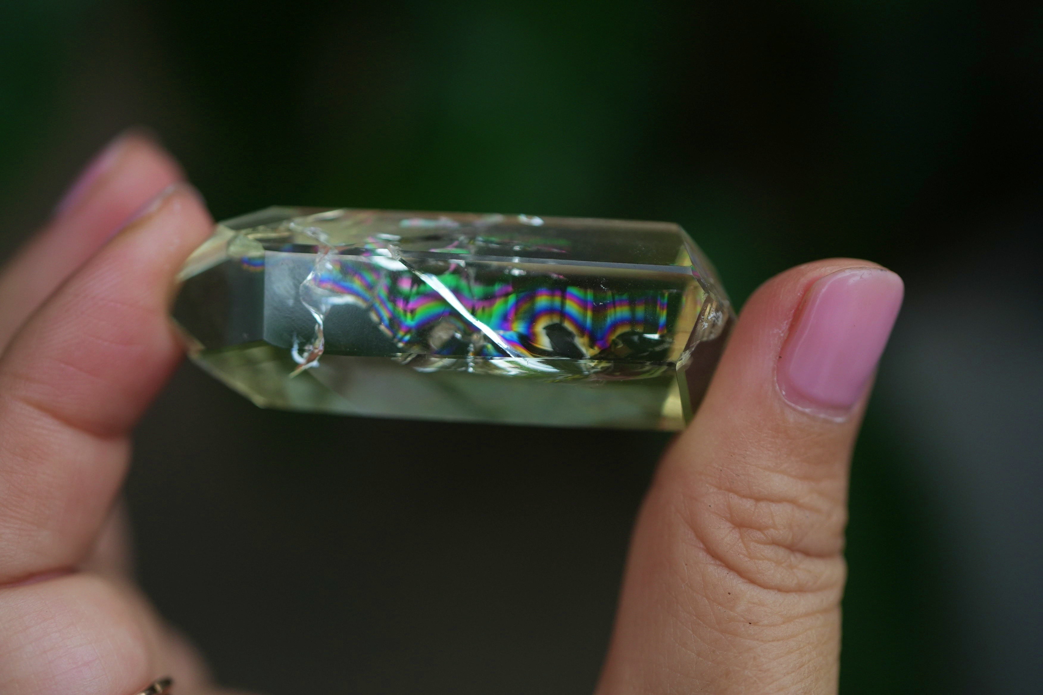 高品質  透明感  虹入り シトリン 原石 パワーストーン 天然石 虹入り黄水晶(シトリン)原石[T436-2939]