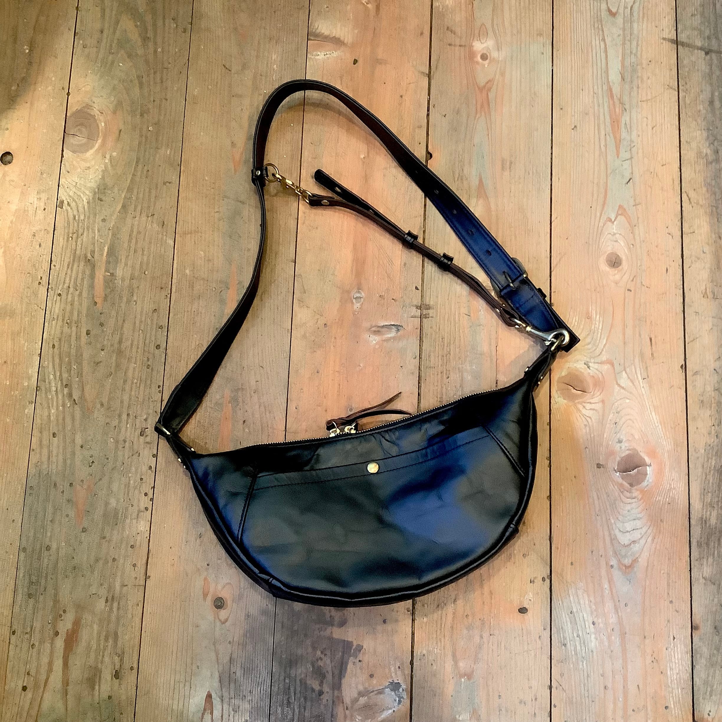 GrooverLeather shoulder bag 馬革 waist bag pouch 新喜皮革 ホース