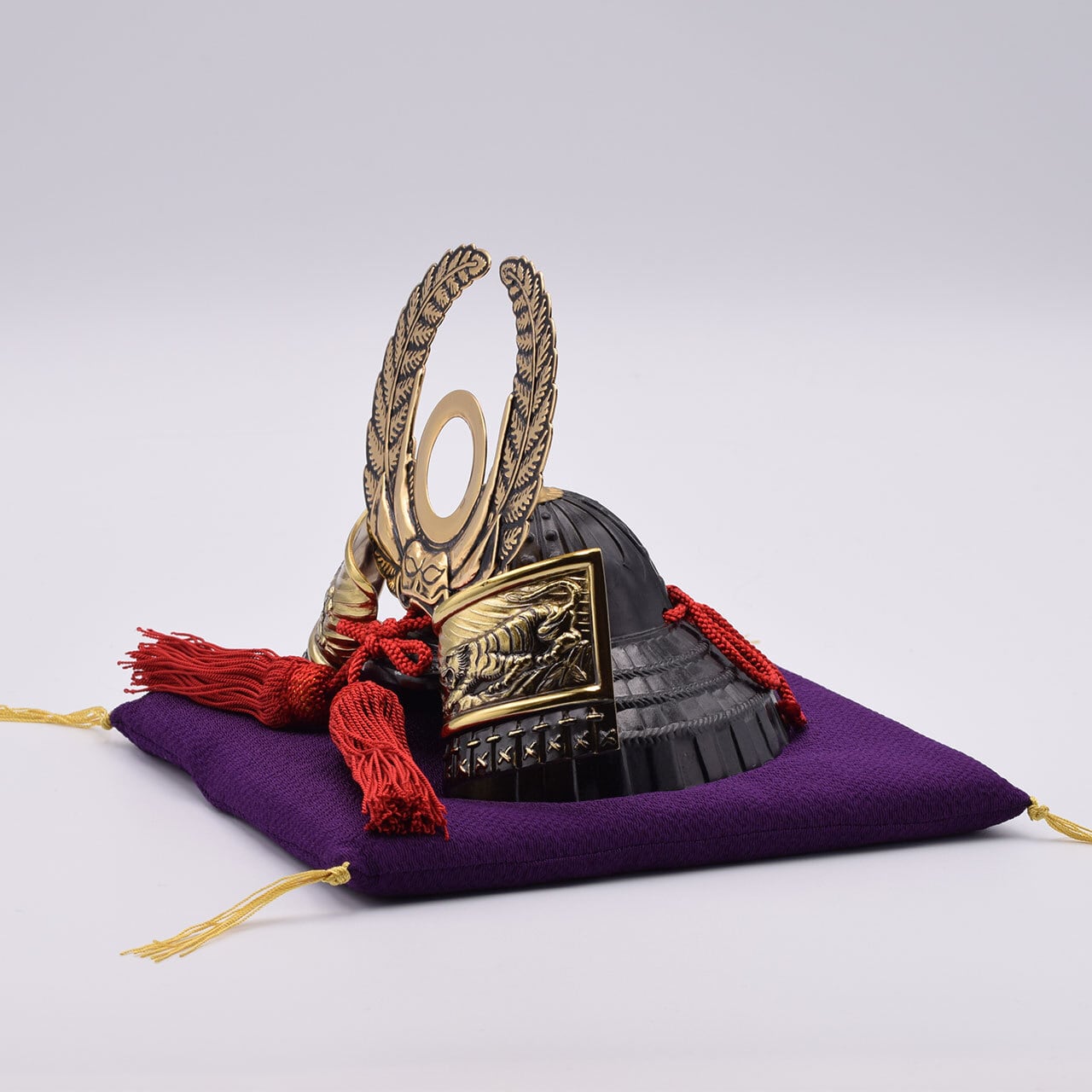 戦国武将をモチーフにしたコンパクト兜》徳川家康公兜｜銀雅堂 | 生活