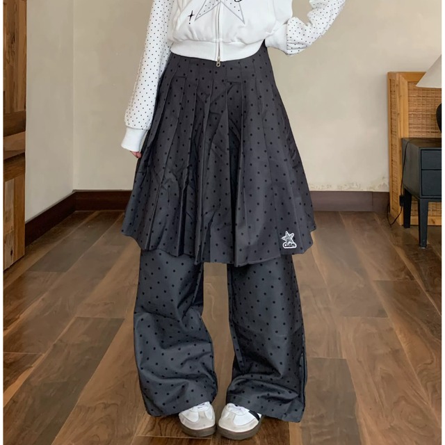 dot pleated layered skirt-pants　ドットプリーツレイヤードスカートパンツ　J2131