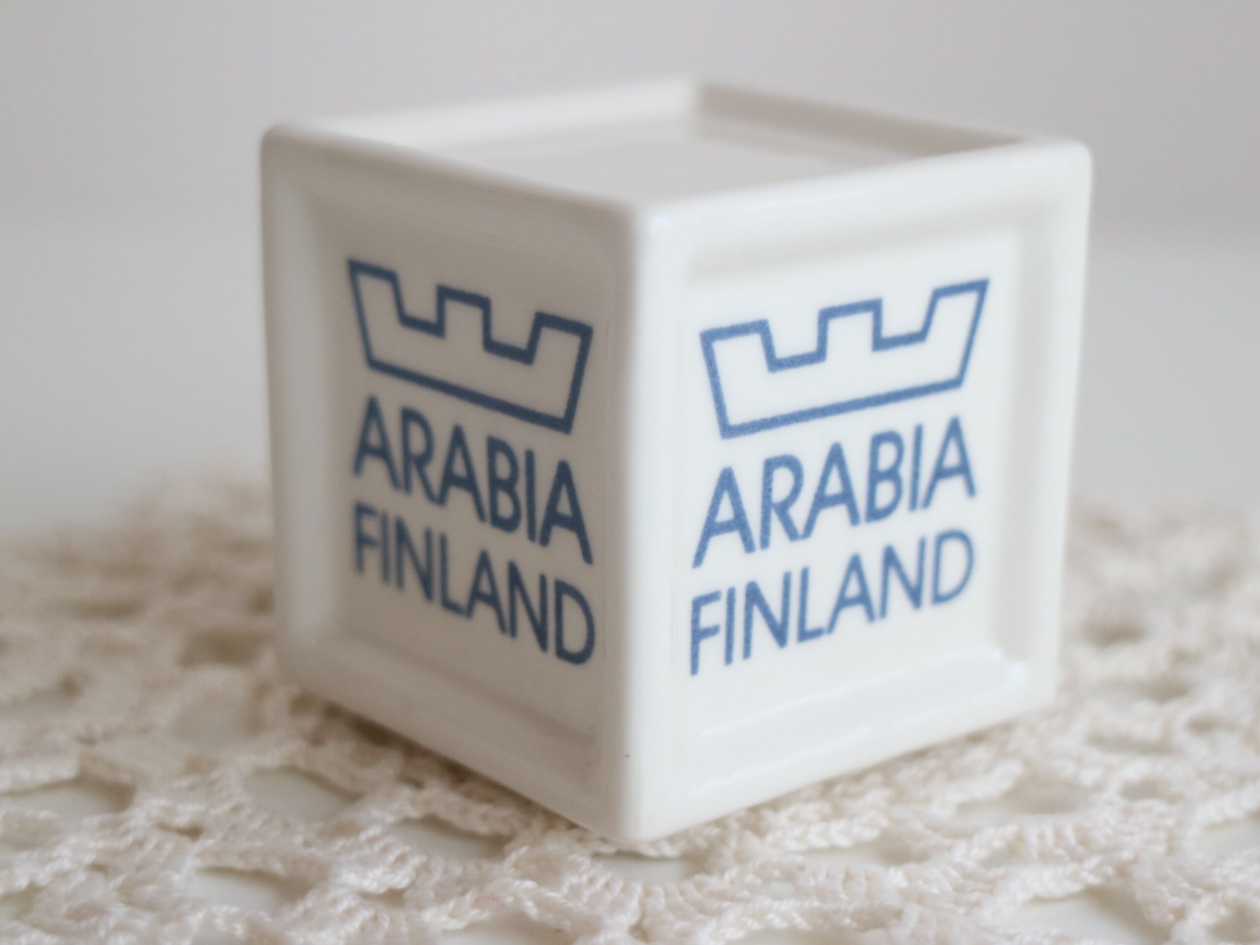 ARABIA / ディーラーサイン No.5946 | Taloni 〜北欧ヴィンテージ食器