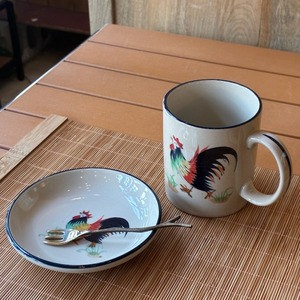 Thailand Hand painted ceramic small dish Rooster　タイ　セラミック手彩色マグカップ　ニワトリ　250ml　紅茶　珈琲　コーヒー　アジア雑貨