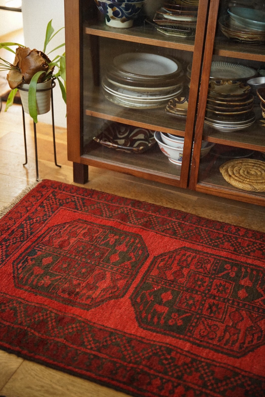 692 -Vintage Turkmen rug