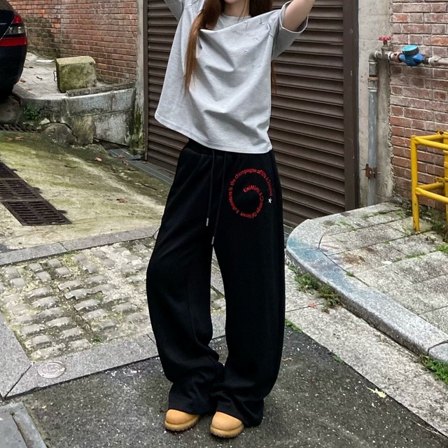 メッセージグラフィックルーズフォルムスウェットパンツ 2col   R02554