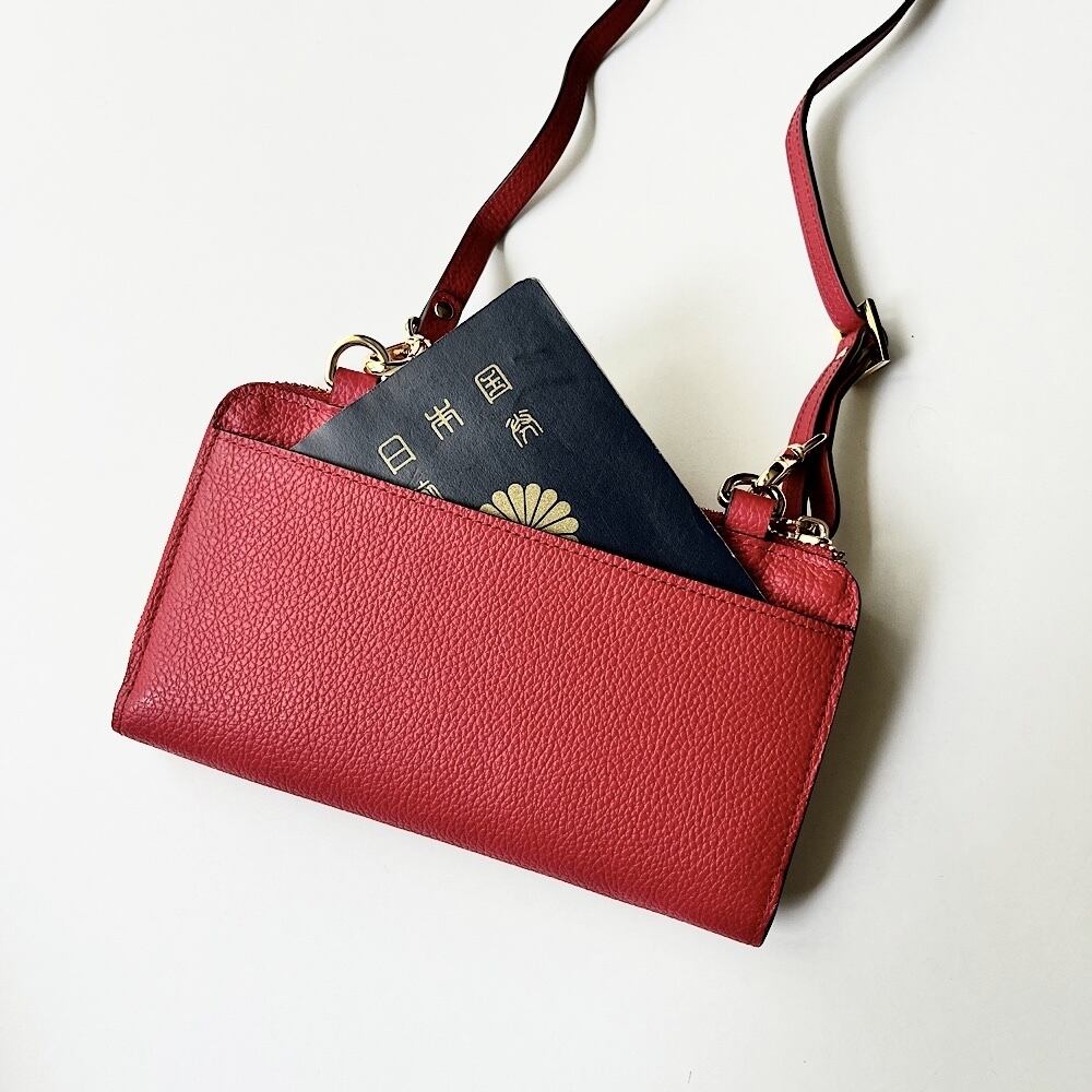 ショルダーお財布。 新製品】STUDIUM コンパクトにおでかけ！『1秒ショルダーwallet』 秒で