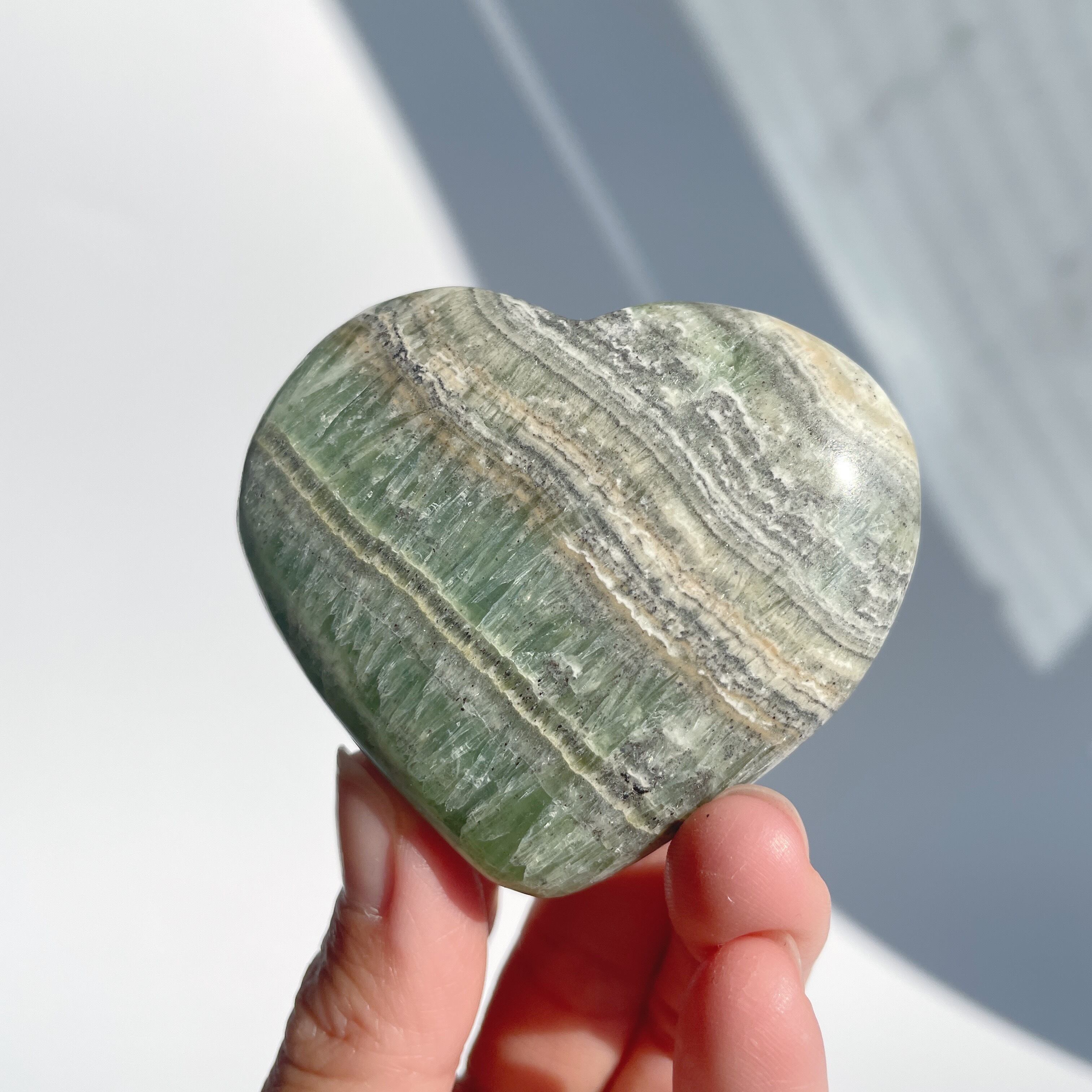 グリーンカルサイト(キウイカルサイト) No.3 キウイカルサイト ハート03◇Kiwi Calcite◇パワーストーン・天然石