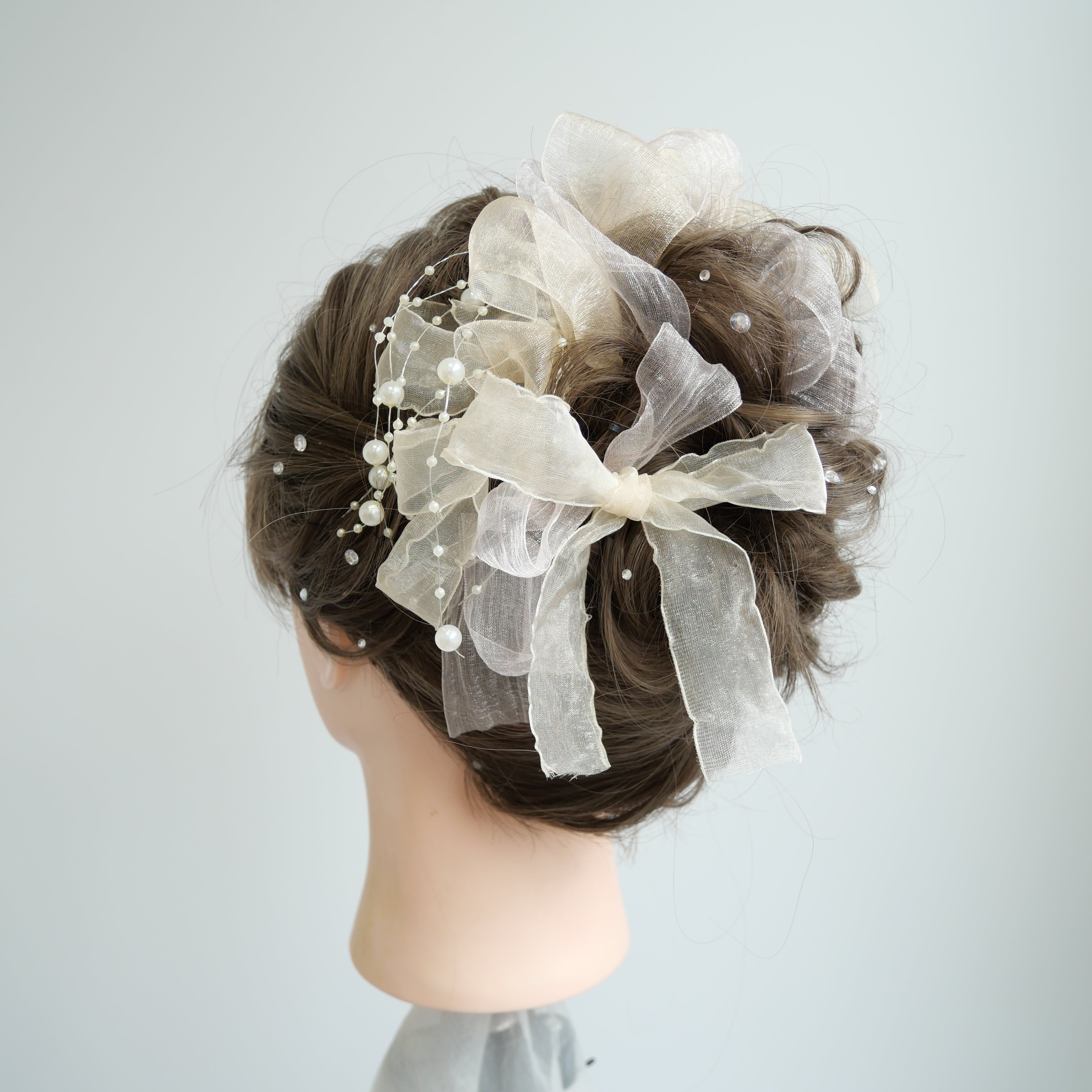 A607 オーガンジーリボンとパール ラインストーン 髪飾り 成人式 結婚式 卒業式 前撮り