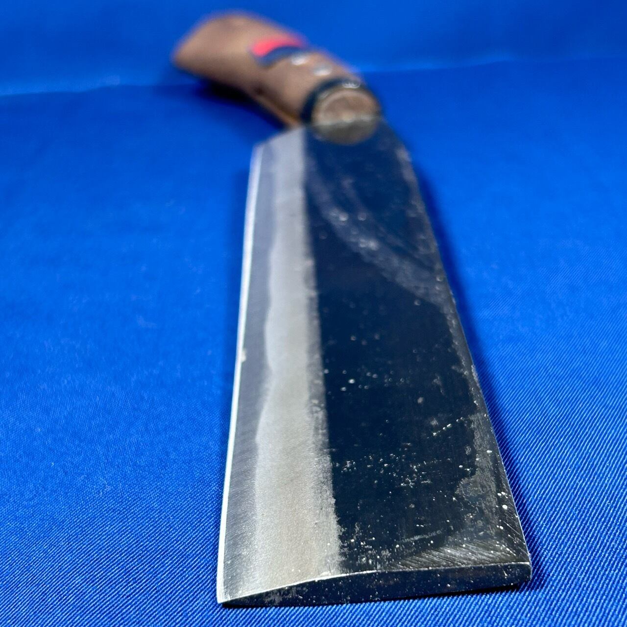 土佐打刃物 / 片刃鉈 腰鉈 鞘付 黒打仕上〈刃長240mm〉【中古品 土佐打刃物 / 片刃鉈 腰鉈 鞘付 黒打仕上〈刃長240mm〉【中古品