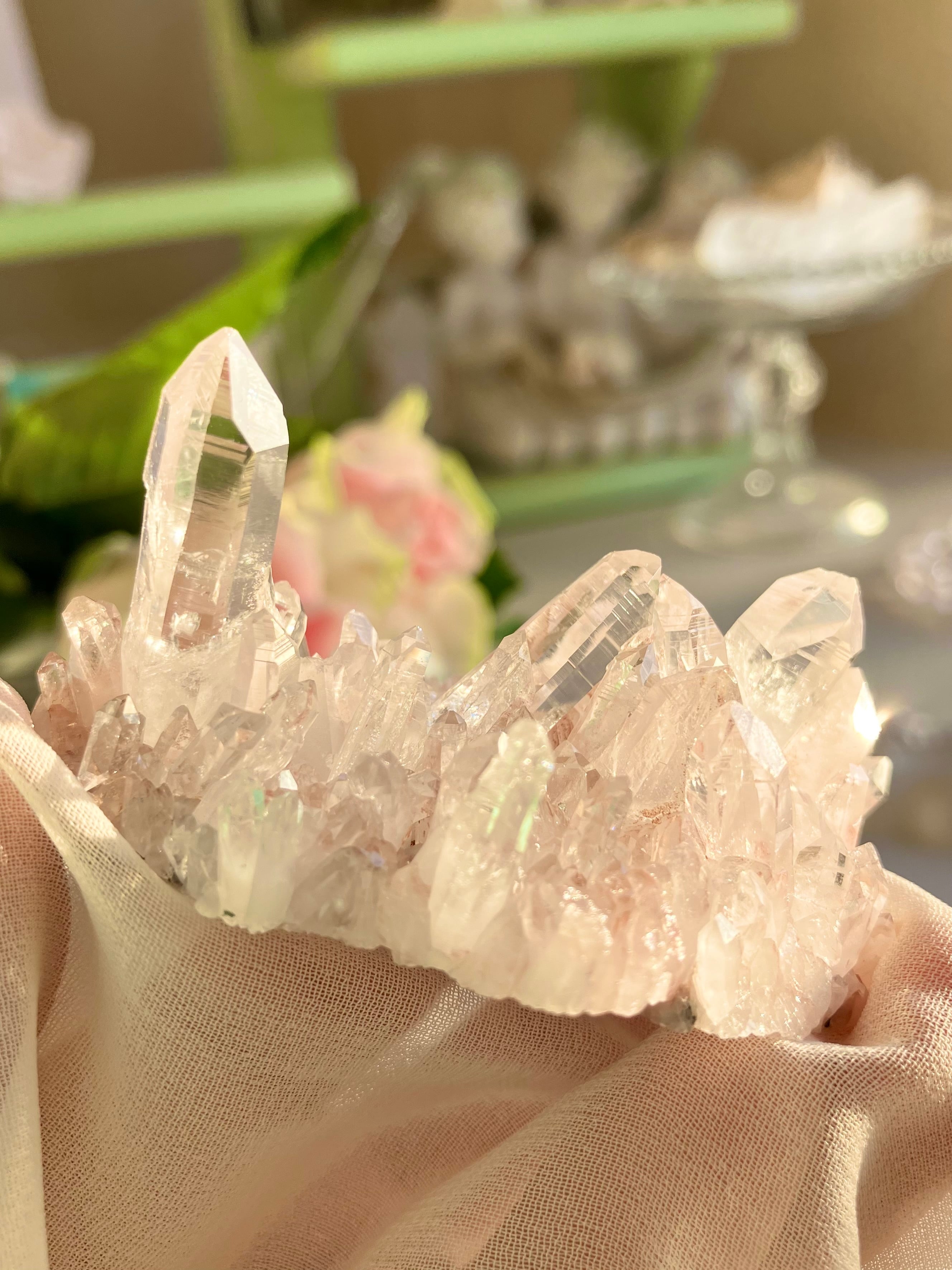 ピンクレムリアンクラスターfromコロンビア | Crystal Lilly