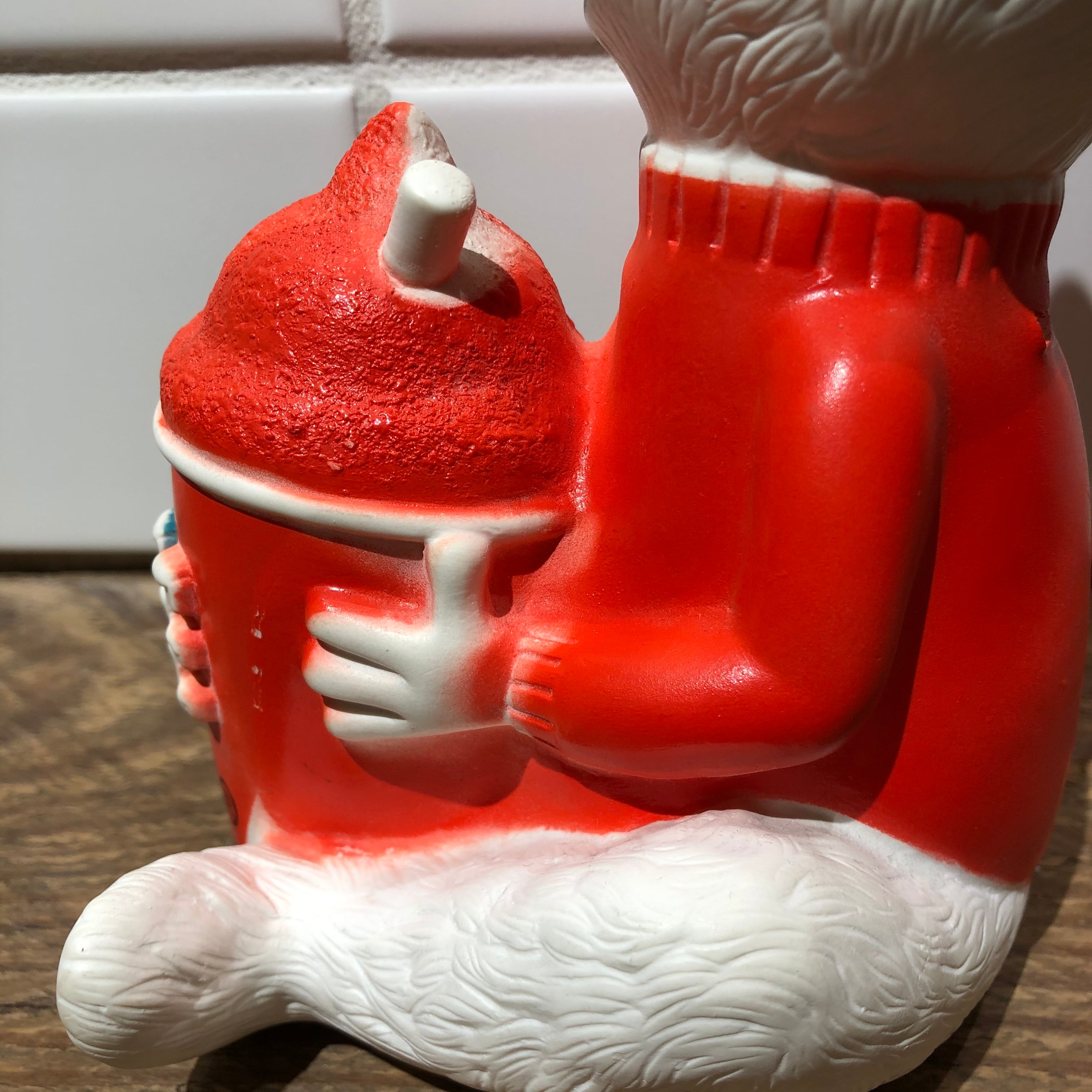 Icee Bear Vinyl Coin Bank | S.B.G.V. SECRETBASEのビンテージトイ