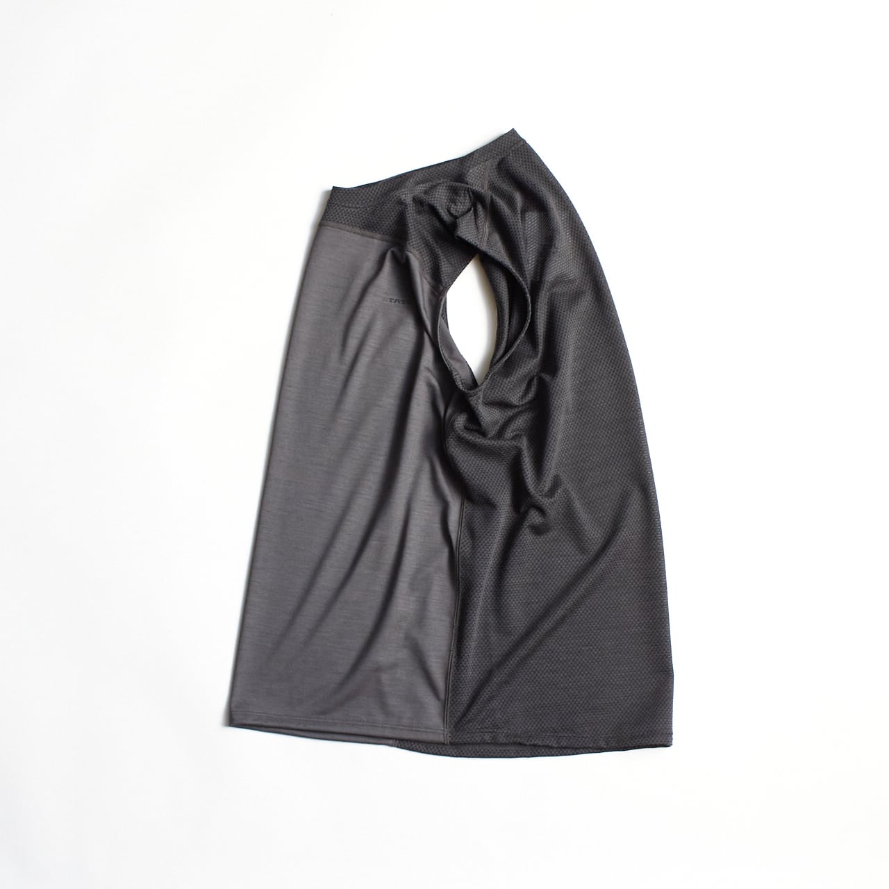 STATIC（スタティック）CHORD WOOL SLEEVELESS -Carbon コードウール