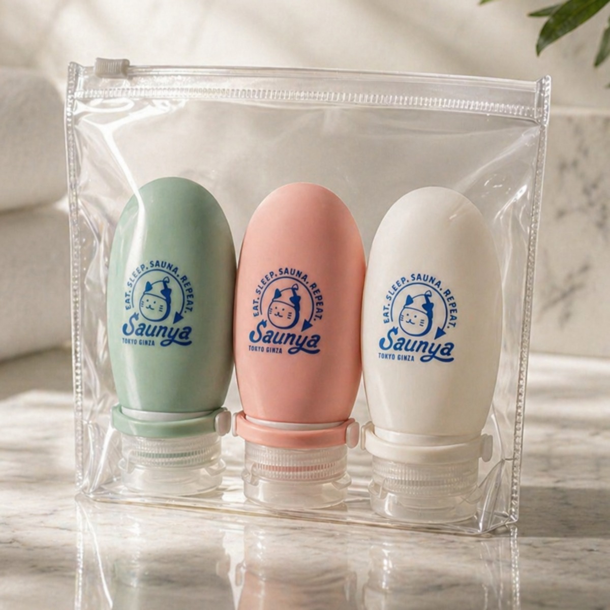 Thunder Bunny 　トラベルセット　ビニールポーチ　容器　ボトル トラベルボトルセット | Saunya