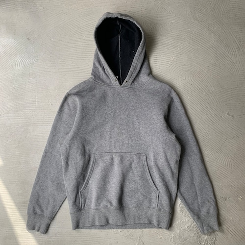Grey hoodie (T209)