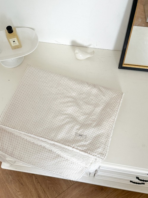 〈即納/在庫限り〉 EYOU  ブランケット / ポグニーブランケット ホワイトドット