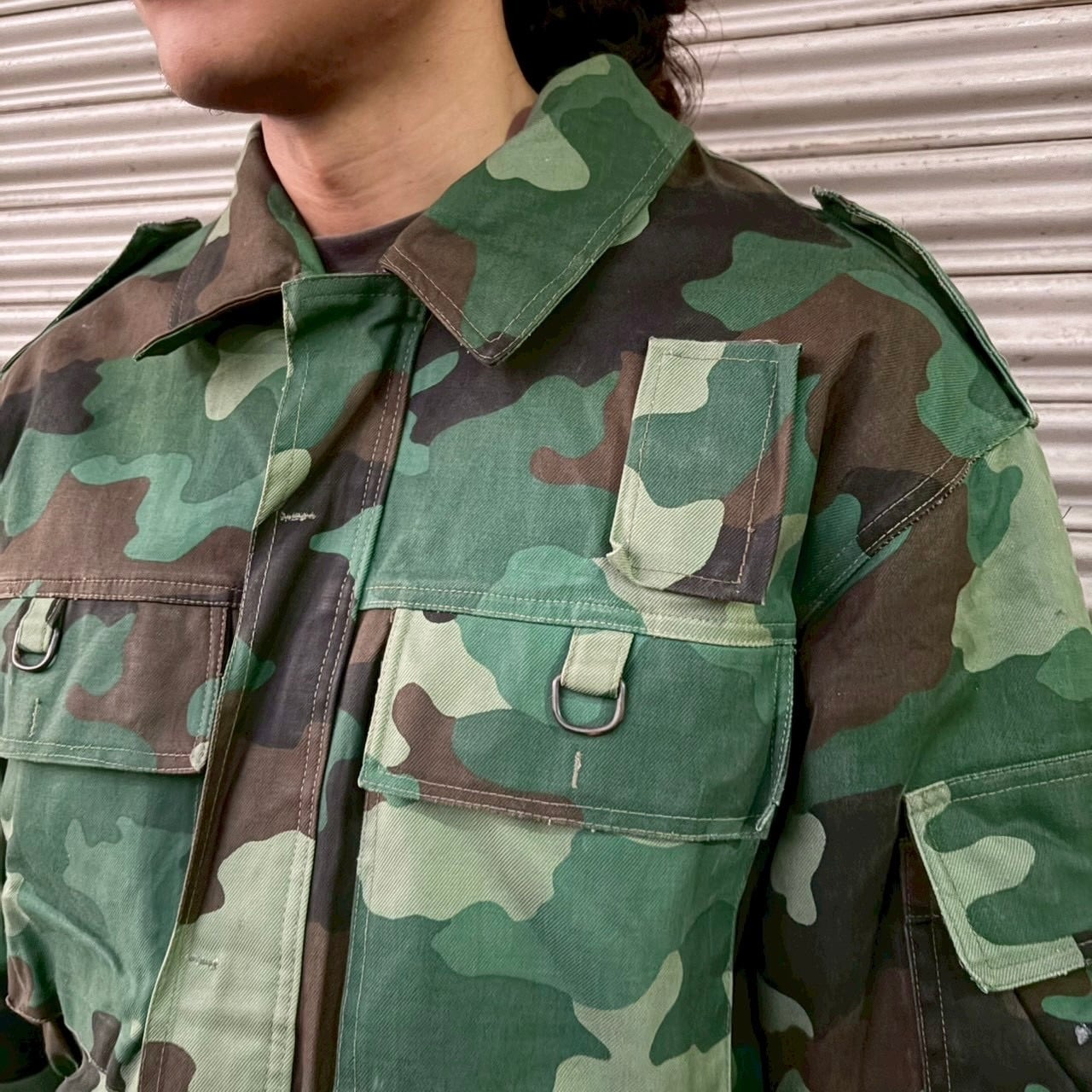 00s ユーゴスラビア軍 実物 迷彩 フィールドジャケット L ミリタリー