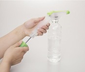 富士商 掃除用 ペットボトル専用 スプレーノズル 加圧式 手動ポンプ式 パステルグリーン ジェット噴射 ミスト噴射 切り替え可能 F6550-m 1個入